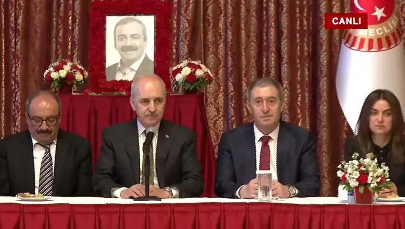 Sırrı Süreyya Önder Anmasında Terörsüz Türkiye Vurgusu