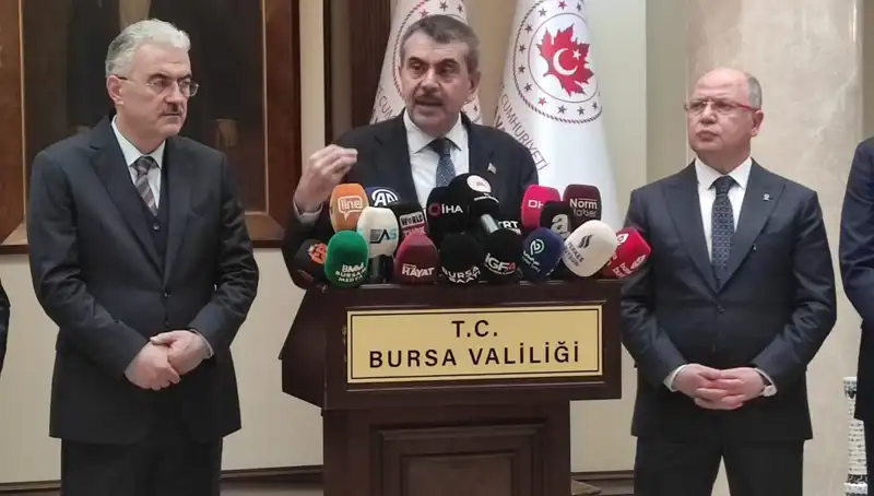Bakan Tekin: Protestolara Katılan Çalışanlara Cezai İşlem Uygulanabilir