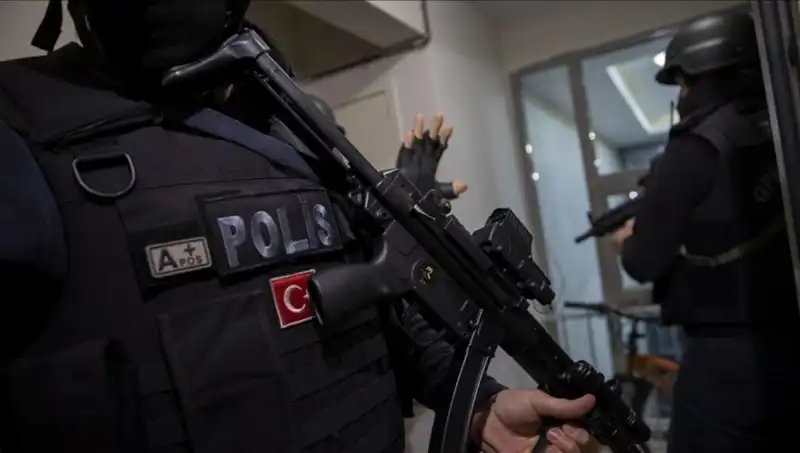 DAEŞ Operasyonu: 17 İlde 89 Şüpheli Yakalandı, Türkiye Güvenliği Artıyor