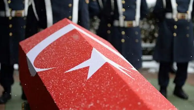 Pençe Kilit Operasyonu'nda Yaralanan Kahraman Askerimiz Şehit Düştü