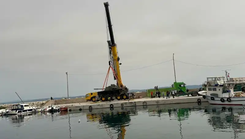 Saros Körfezi'nde Tarihi Bir An: Tank Batırma Operasyonu Başlatılıyor!
