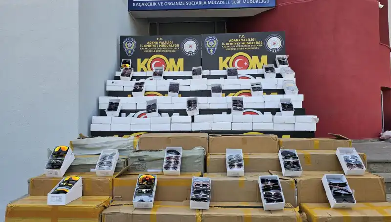 Adana'da 12 Bin Kaçak Güneş Gözlüğü Operasyonu: Piyasa Değeri Dudak Uçuklatıyor