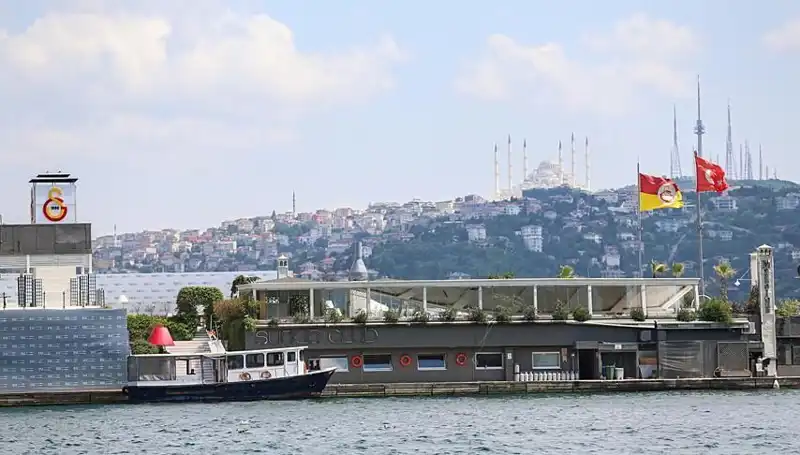 2. Abdülhamid’in Mirasçıları Galatasaray Adası İçin Mahkemeye Gitti
