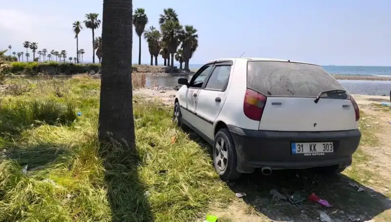 Arabasında Başından Vurulmuş Halde Bulunan Adamın Gizemi Derinleşiyor