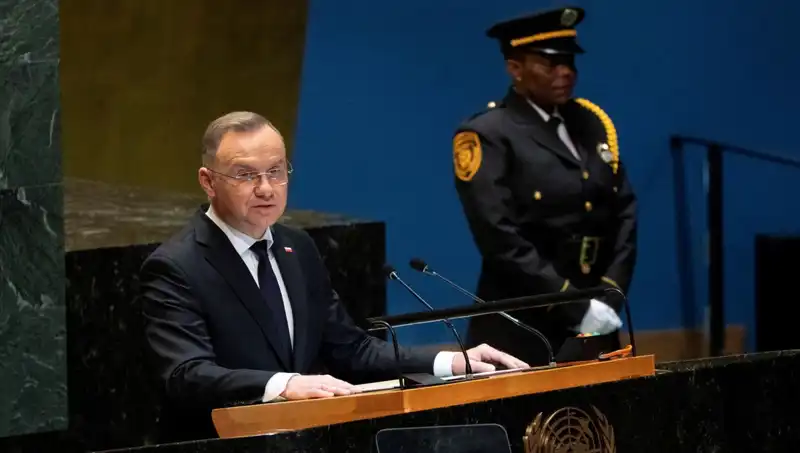 Polonya Cumhurbaşkanı Duda’nın Şaşırtan Açıklaması: "ABD Nükleer Silahlarını Bizim Topraklarımıza Yerleştirsin!"
