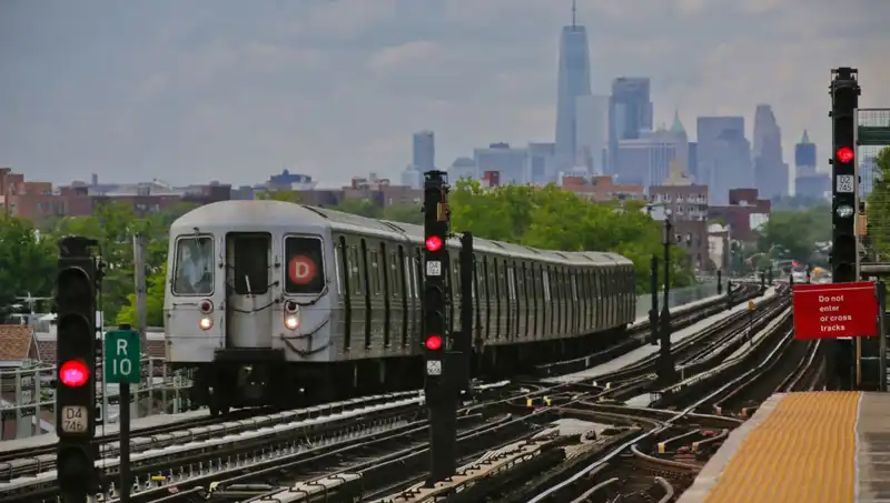 Metro Sörfü Tehlikesinin Son Kurbanı: 15 Yaşındaki Genç Hayatını Kaybetti