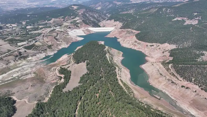 Denizli'de Su Krizi: Depolama Seviyesi Yüzde 23'e Düşünce Tasarruf Çağrısı