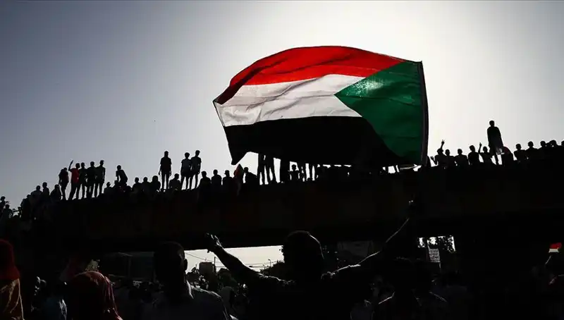 Sudan’da Paralel Hükümet Kurulması: Siyasi Gerginlik ve Belirsizlik Artıyor