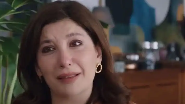 Kızılcık Şerbeti'nde Sarsıcı Ayrılıklar: Meri'nin Diziden Veda mı Ediyor?