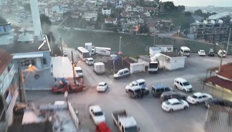 İzmir'de 99 Operasyon: Suç Çetelerine Ağır Darbe Vuruldu!