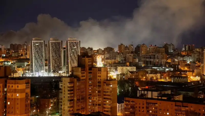 Ukrayna'da Son Gelişmeler: Rusya Kiev'e Saldırdı, 3 Yaralı!