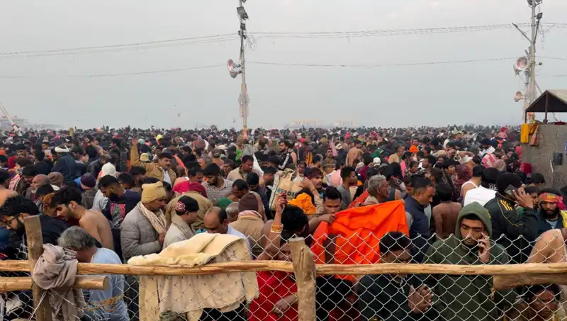 Hindistan'daki Dini Festivalde Izdırap: En Az 6 Kişi Hayatını Kaybetti