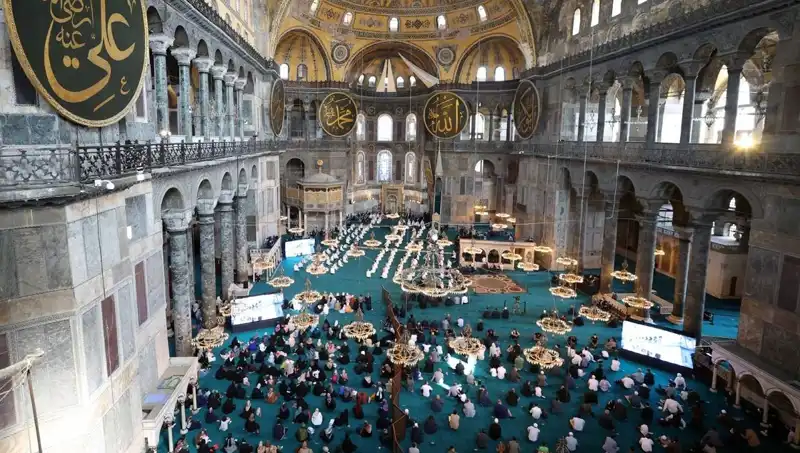 Ayasofya'nın Kapısını Kıran Sanığa Verilen Hapis Cezası Tüyleri Diken Diken Etti