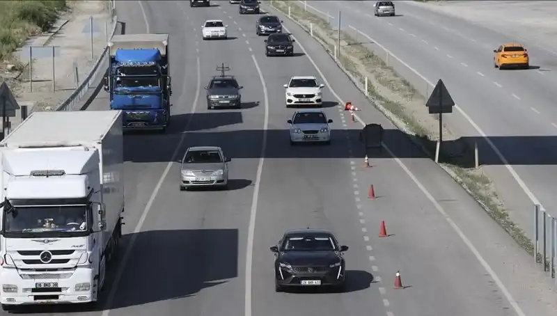Ankara'da Ağır Tonajlı Araçlara Kısıtlama: Şehir Trafiği Düzenleniyor