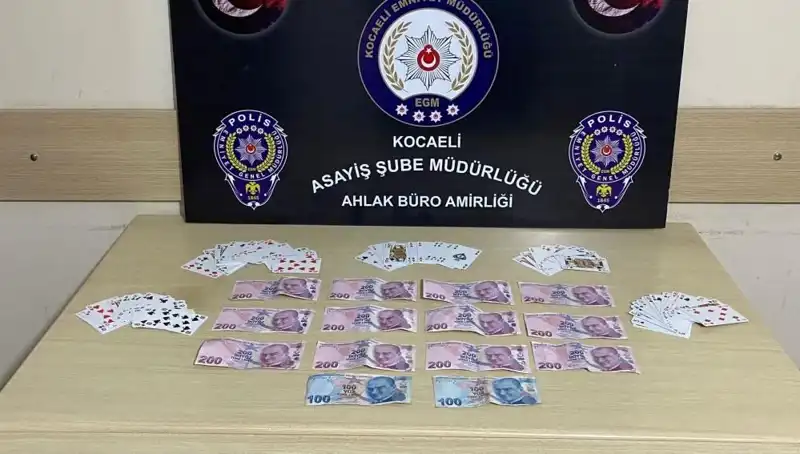Kocaeli'de Gizli Kumar Operasyonu: Kahvehaneler Bastı, Şok Edici Görüntüler Ortaya Çıktı