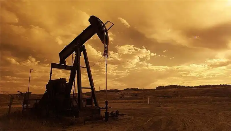Orta Doğu’da Sıcak Gece: Petrol Fiyatları Fırladı, Ekonomiler Etkilenecek