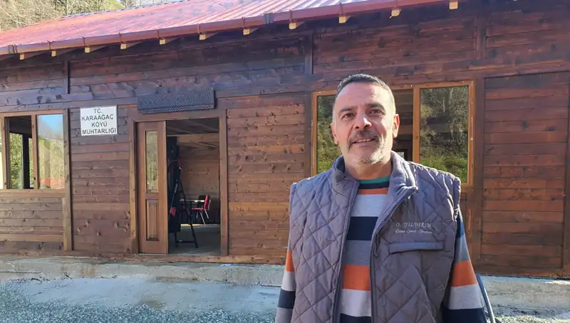 Ahşap Sosyal Tesisle Köyüne Can Veren Muhtarın Hikayesi