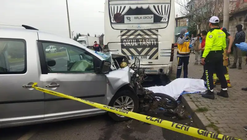 Manisa'da Korkunç Kaza: 1 Kişi Hayatını Kaybetti, 1 Yaralı