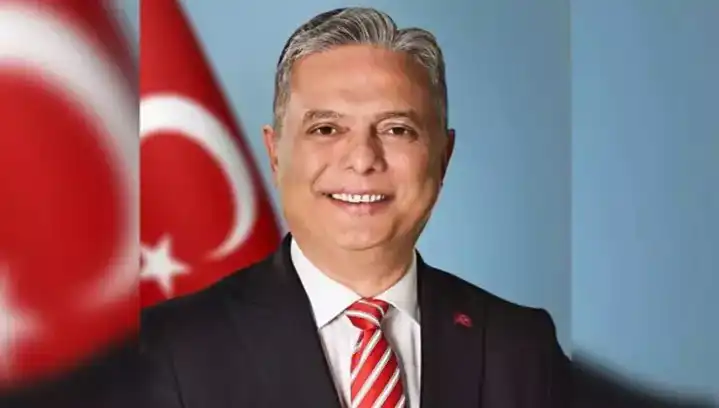 : Ümit Uysal: CHP'nin Yeni Genel Başkan Adayı Kimdir?