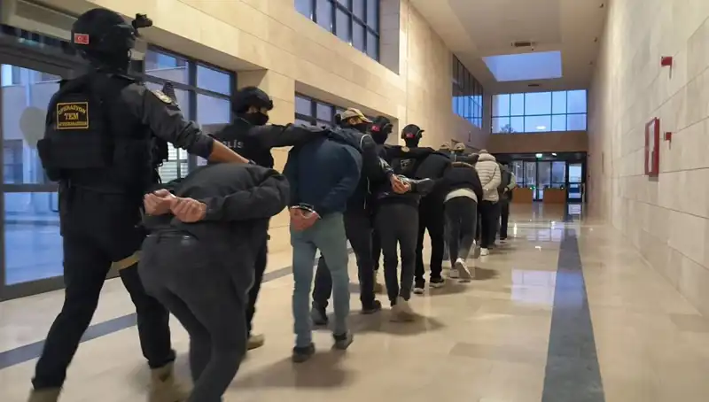 Türkiye Genelinde DAEŞ Operasyonu: 298 Şüpheli Gözaltına Alındı