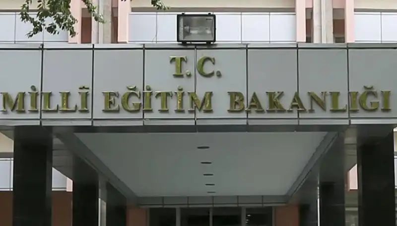MEB'den Kritik Uyarı: Sahtecilik Dönen Dolandırıcılara Dikkat!
