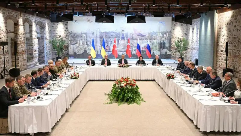 İstanbul Barış Zirvesi: Rus Heyeti Türkiye'de Görüşmelerde Bulundu