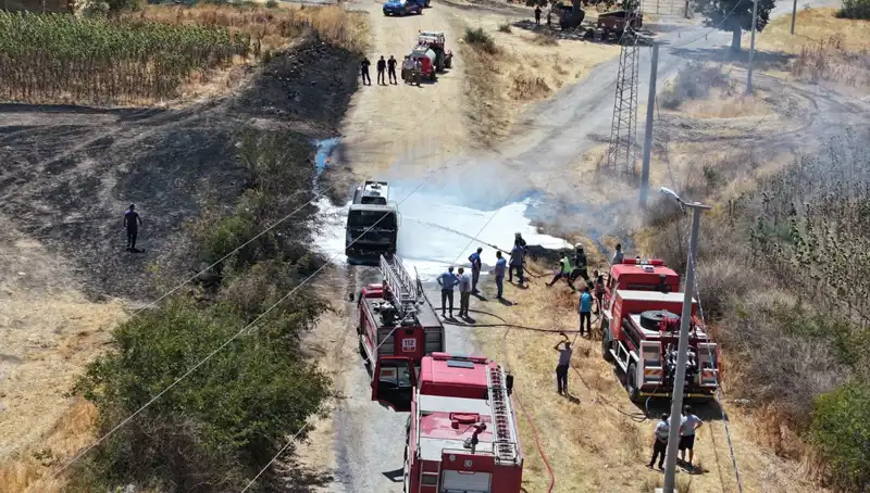 Seyir Halindeki Tanker Alev Alev Yandı: Büyük Tehlike ve Merak Edilenler