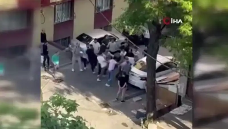 Madde Bağımlısına Meydan Dayakları: Sokakta Adalet Arayışı