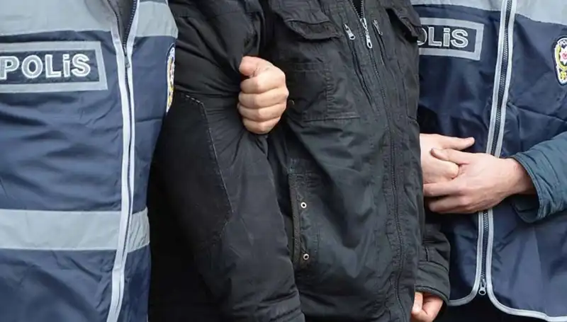 Bursa'da Kaçak Sigara Üretimi: Dört Şüpheli Gözaltına Alındı