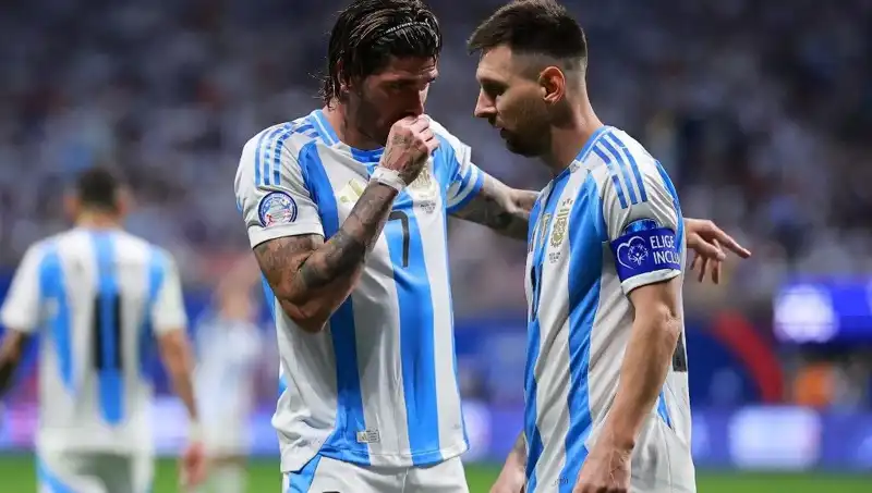 Rodrigo de Paul, Messi ile Tekrar Bir Araya Geldi: Futbol Dünyası Sevindi