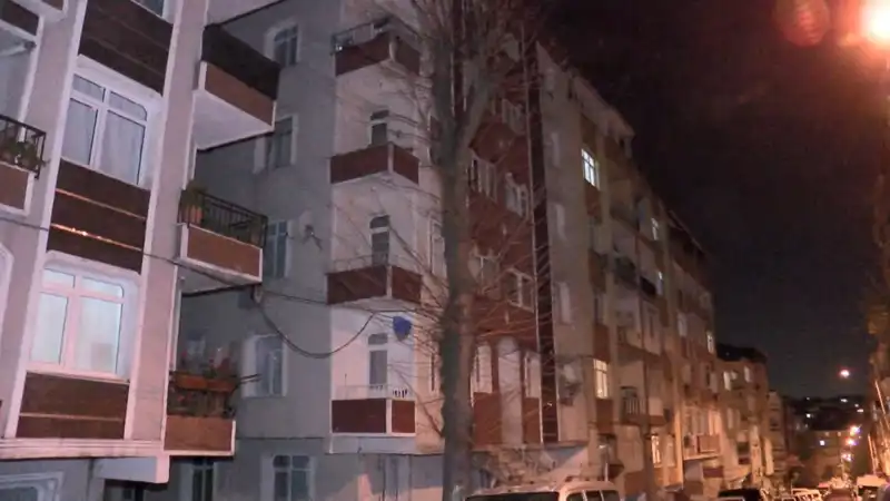 Altı Katlı Apartmanda Panik: Kolonlardan Gelen Sesler Halkı Tedirgin Etti