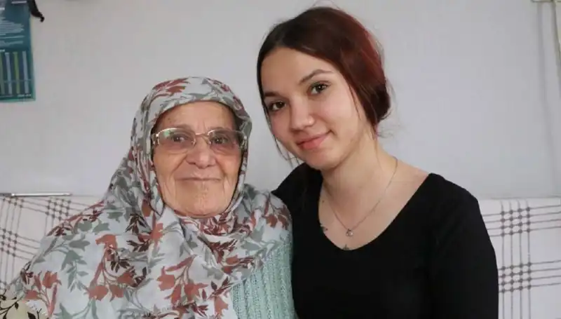 Anneanne Terliği Silah Sayıldı: Yargı 4 Yıl Hapis Cezası Verdi!