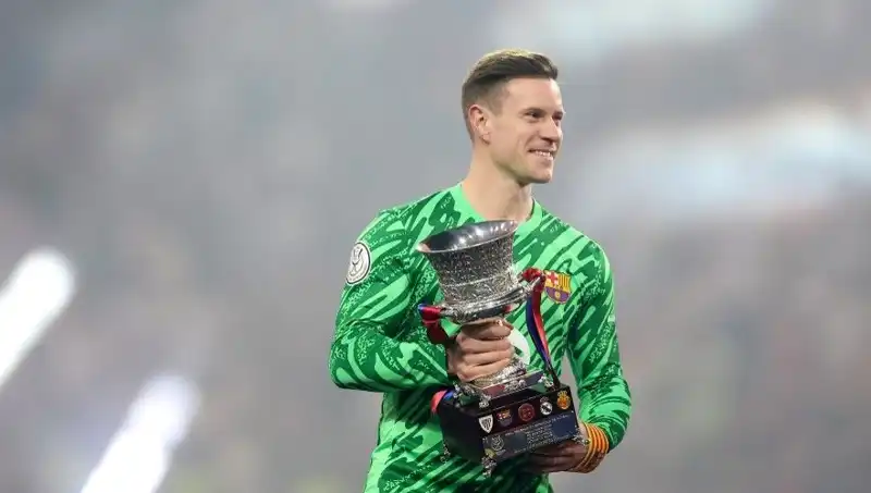 Barcelona'nın Kalesi Ter Stegen Sakatlıktan Dönüyor: Taraftarlar Heyecanlı