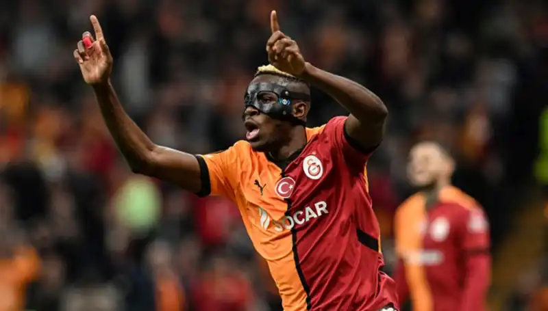 Al-Hilal'i Reddeden Osimhen, Yeni Takımını Dünyaya Duyurdu!