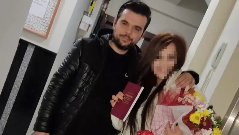 Eşini Öldüren Kadının Taksi Çağırma Olayı Şok Etti