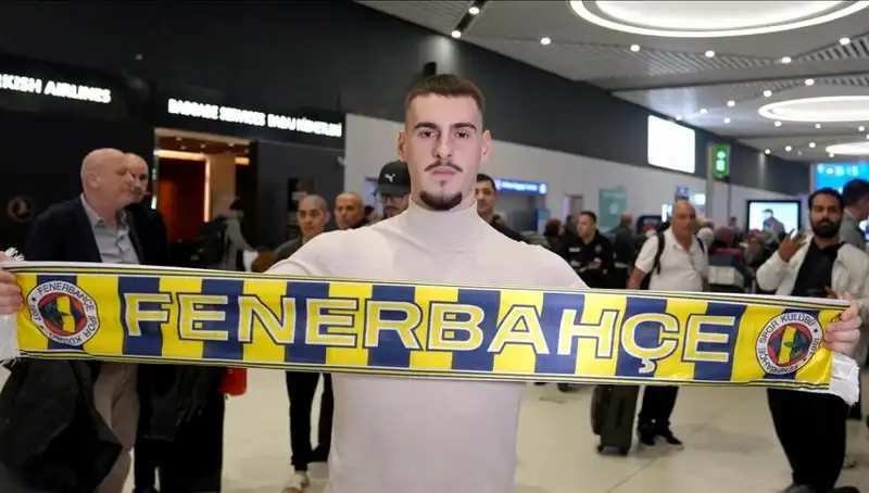 Fenerbahçe'den Müjdeli Haber: Mimovic'in Lisansı Çıkarıldı!