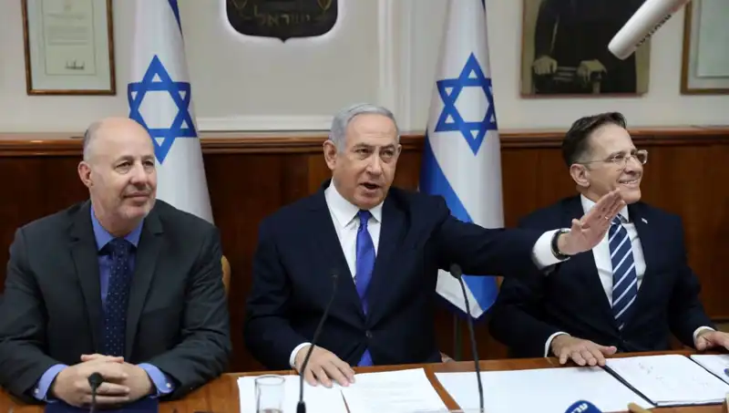 İran’ın Balistik Füzeleri Tel Aviv’i Tehdit Ediyor: Dikkat Çekici Gelişmeler