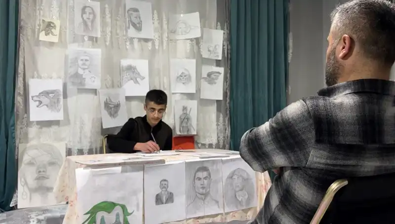 15 Yaşındaki Genç Yetenek, Sanat Dünyasını Sarsmaya Hazır!