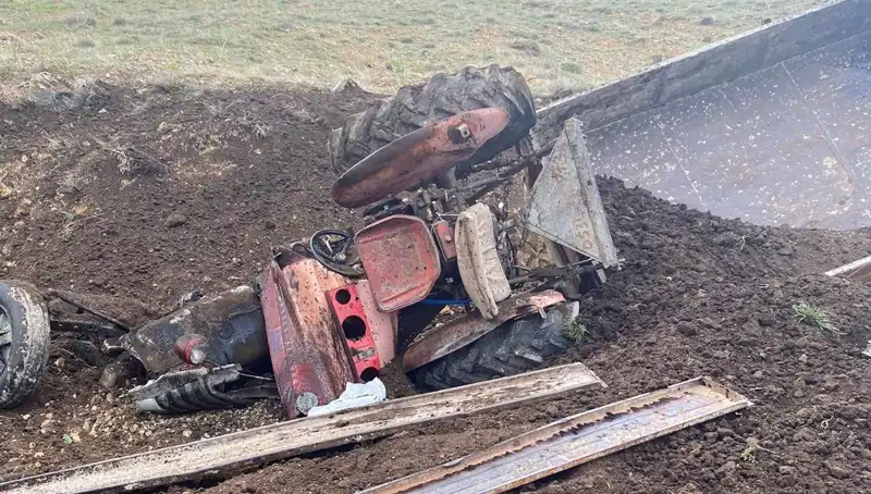 Kayseri’de Kontrolden Çıkan Traktör Şarampole Yuvarlandı: Olayın Ayrıntıları Ortaya Çıktı