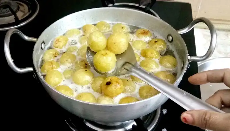 C Vitamini Sentezini Artırmanın En Kolay Yolu: Aç Karnına Bir Bardak İle Başlayın!