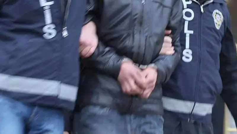 Türkiye’nin 30 İlinde FETÖ Operasyonları: 65 Kişi Tutuklandı