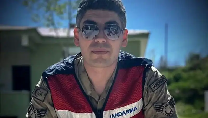 Halı Saha Maçında Hayatını Kaybeden Kadir Astsubaydan Acı Haber