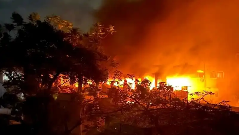 Gazze'de Sivil Kayıplar Artıyor: İsrail'in Son Bombardımanında 37 Ölü