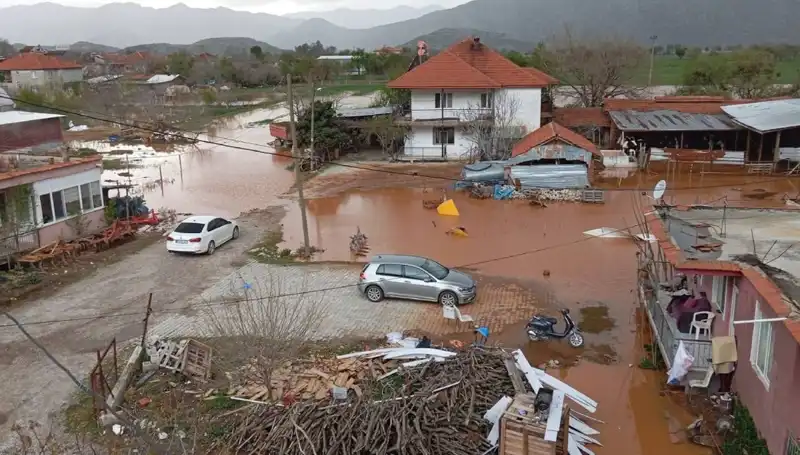 Burdur’da Şiddetli Yağışlar: Evsiz ve Ahırsız Kalanların Dramı