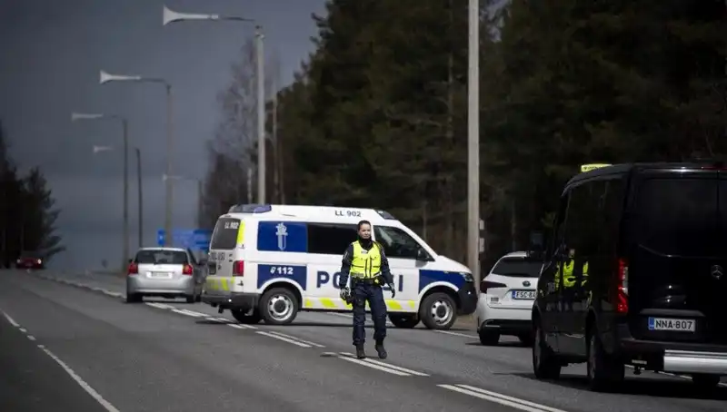 Finlandiya’da Okulda Gerilim: Bıçaklı Saldırı ve Yaralı Öğrenciler