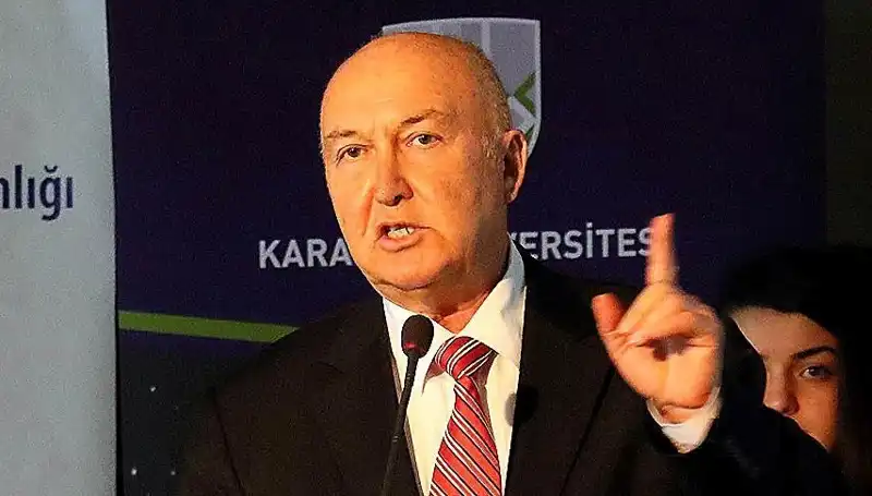 Prof. Dr. Övgün Ahmet Ercan’a Beyin Kanaması Tehlikesi