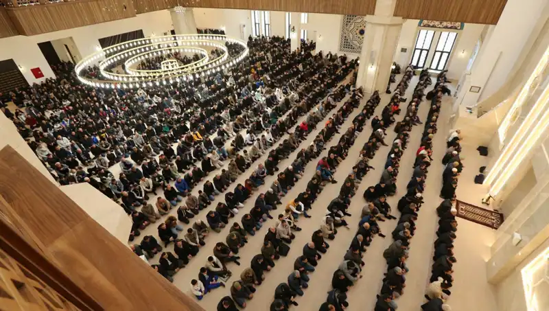 İstanbul, Ankara, İzmir ve Diğer İllerde Cuma Namazı Saatleri 4 Nisan 2025