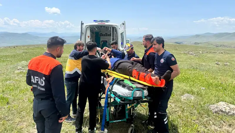 KayalıkAlanda Düşen Çobana Hızla Kurtarma Operasyonu Düzenlendi