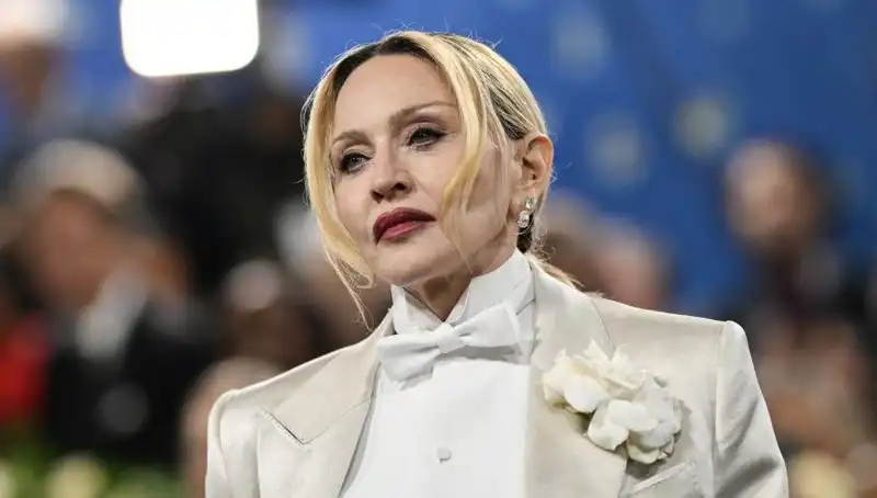 Madonna’nın Yeni Diyeti: Kanserle Mücadelede Devrim Yaratan Formül mü?