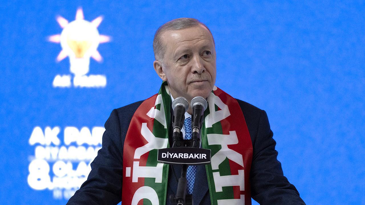 Erdoğan: Şehitlerimizin kanı yerde kalmayacak